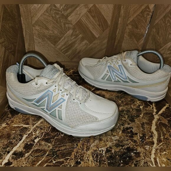 New Balance women's 874 running training shoe's size 8.  504 - Picture 1 of 11